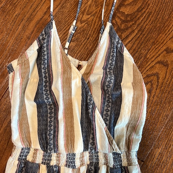 O’Neill Summer Romper - Picture 2 of 3